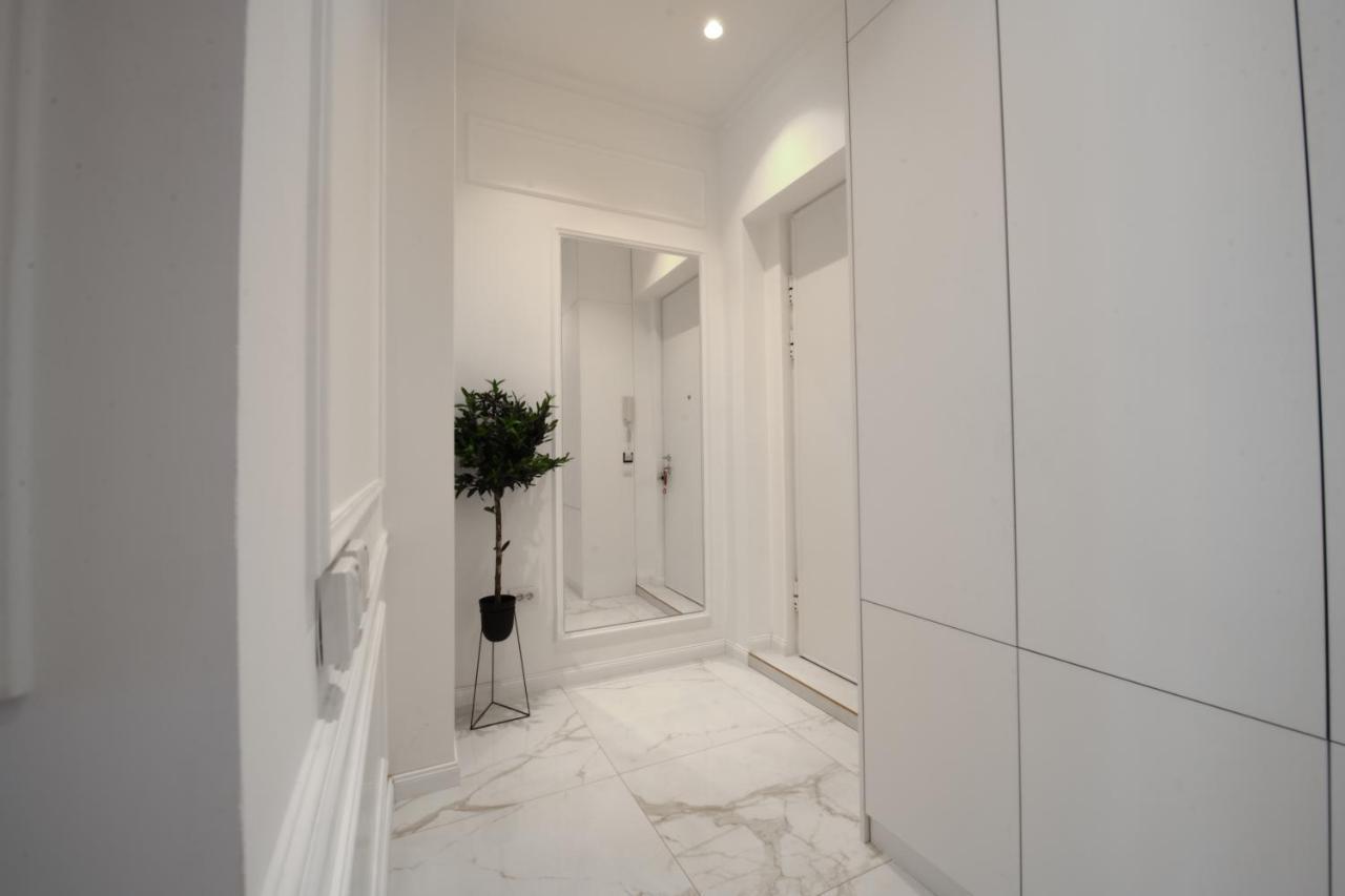Max Central Apartment Белград Екстериор снимка